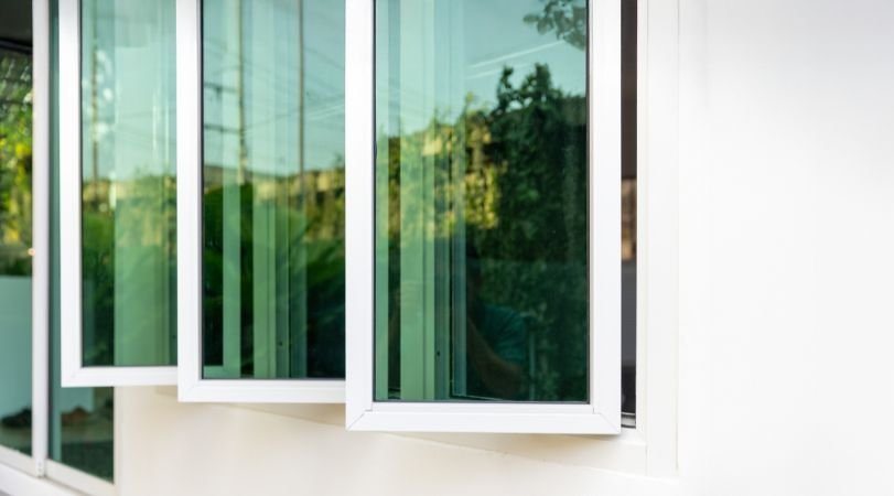 Vinyl vs. aluminum windows : Which one really lasts longer?